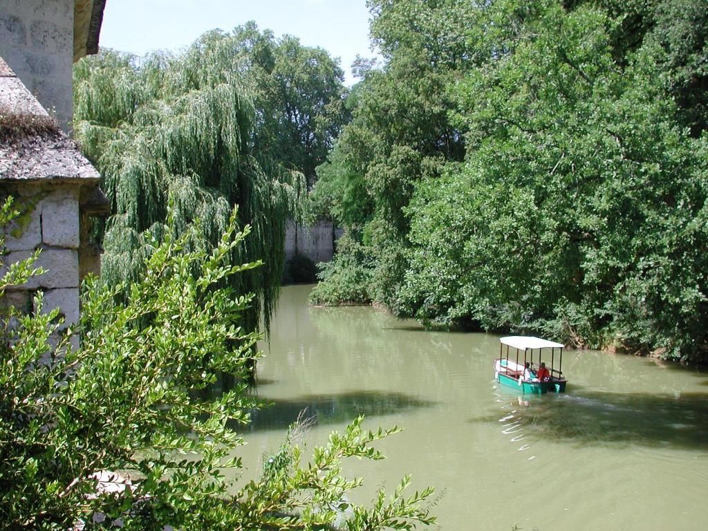 Camping Parc Du Chateau D'Allot Hotel Boe Exterior photo